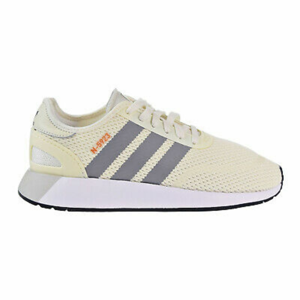 Nwt adidas N5923 creme wht size 14